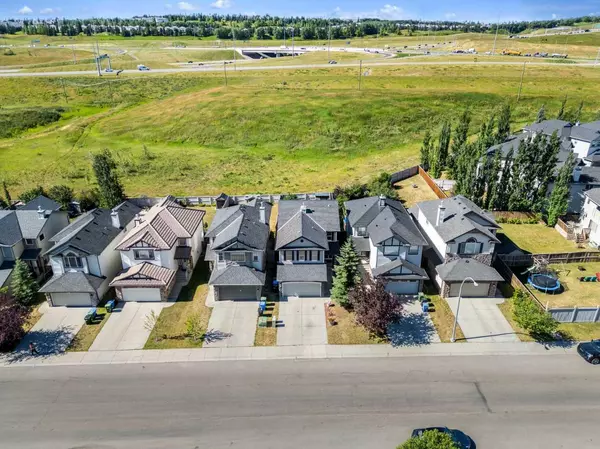 Calgary, AB T3R 1N4,400 Kincora DR Northwest