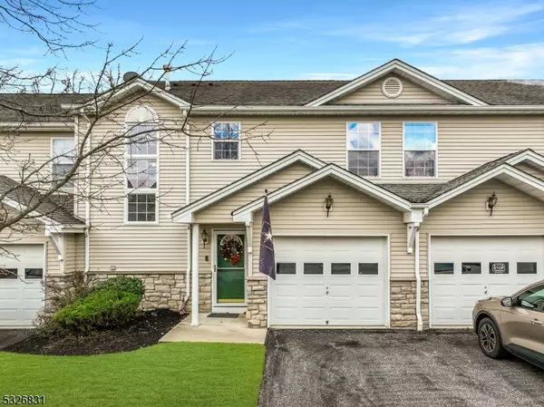 4 Kristen Ct, Hardyston Twp., NJ 07419