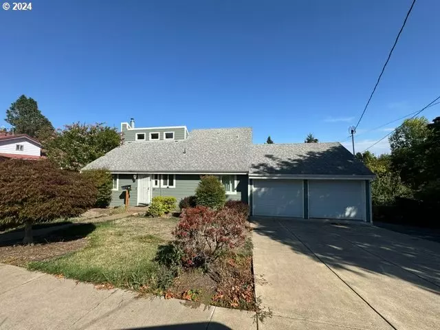 59 S 6TH ST, Independence, OR 97351