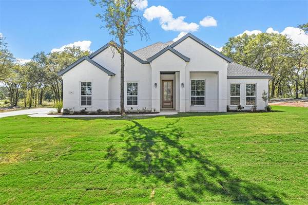 129 Loveta,  Boyd,  TX 76023