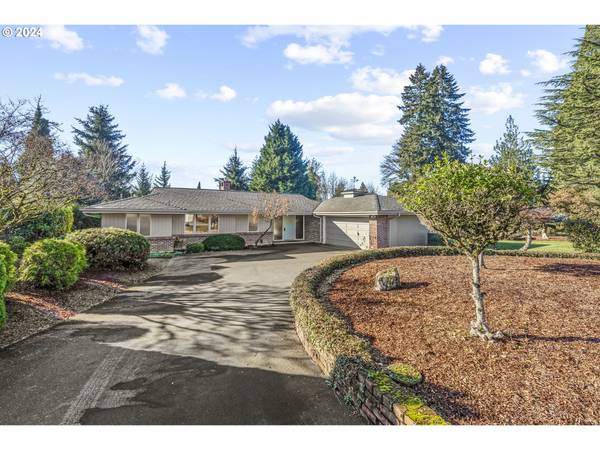 2307 CASCADE WAY, Longview, WA 98632