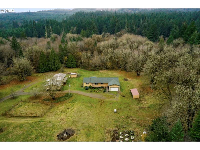 23020 GREEN CREEK RD, Elmira, OR 97437