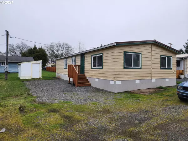 520 W Main ST #C, Pe Ell, WA 98572