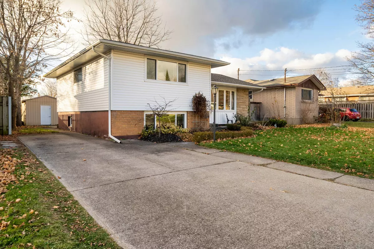 Niagara Falls, ON L2G 5E8,6619 Argyll CRES