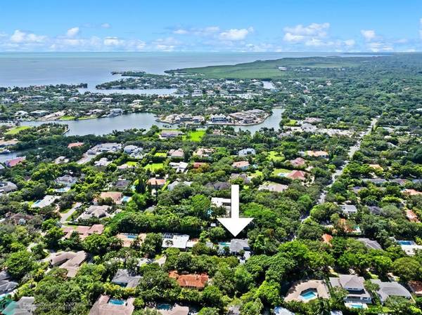 Coral Gables, FL 33143,690 Calatrava Ave