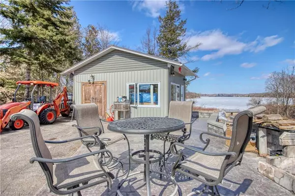 South Frontenac, ON K0H 2W0,4327 MAPLE DR