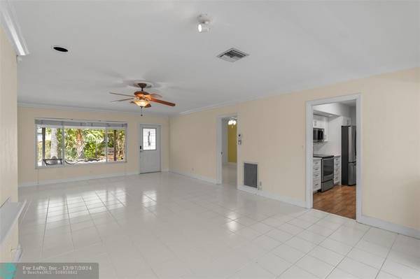 Boca Raton, FL 33432,270 NW 3rd Ct