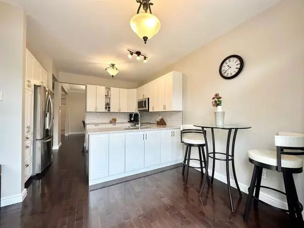 Kanata, ON K2M 2E8,29 Mattawa CRES