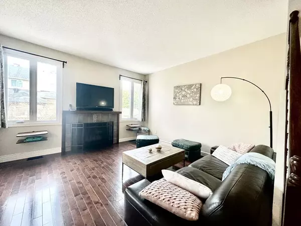 Kanata, ON K2M 2E8,29 Mattawa CRES