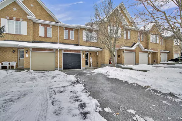 31 Scampton DR, Kanata, ON K2W 1G1