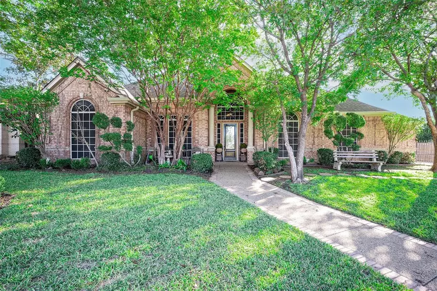 6704 Rolling Hills, North Richland Hills, TX 76182