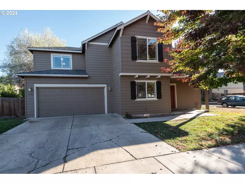 2990 SW DESCHUTES AVE, Redmond, OR 97756