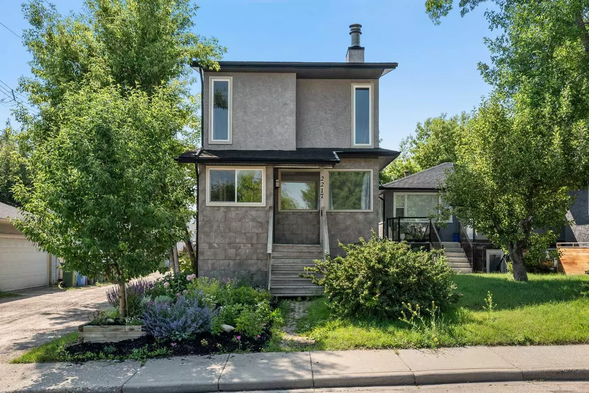 Calgary, AB T2T 5H6,2217 23 ST SW