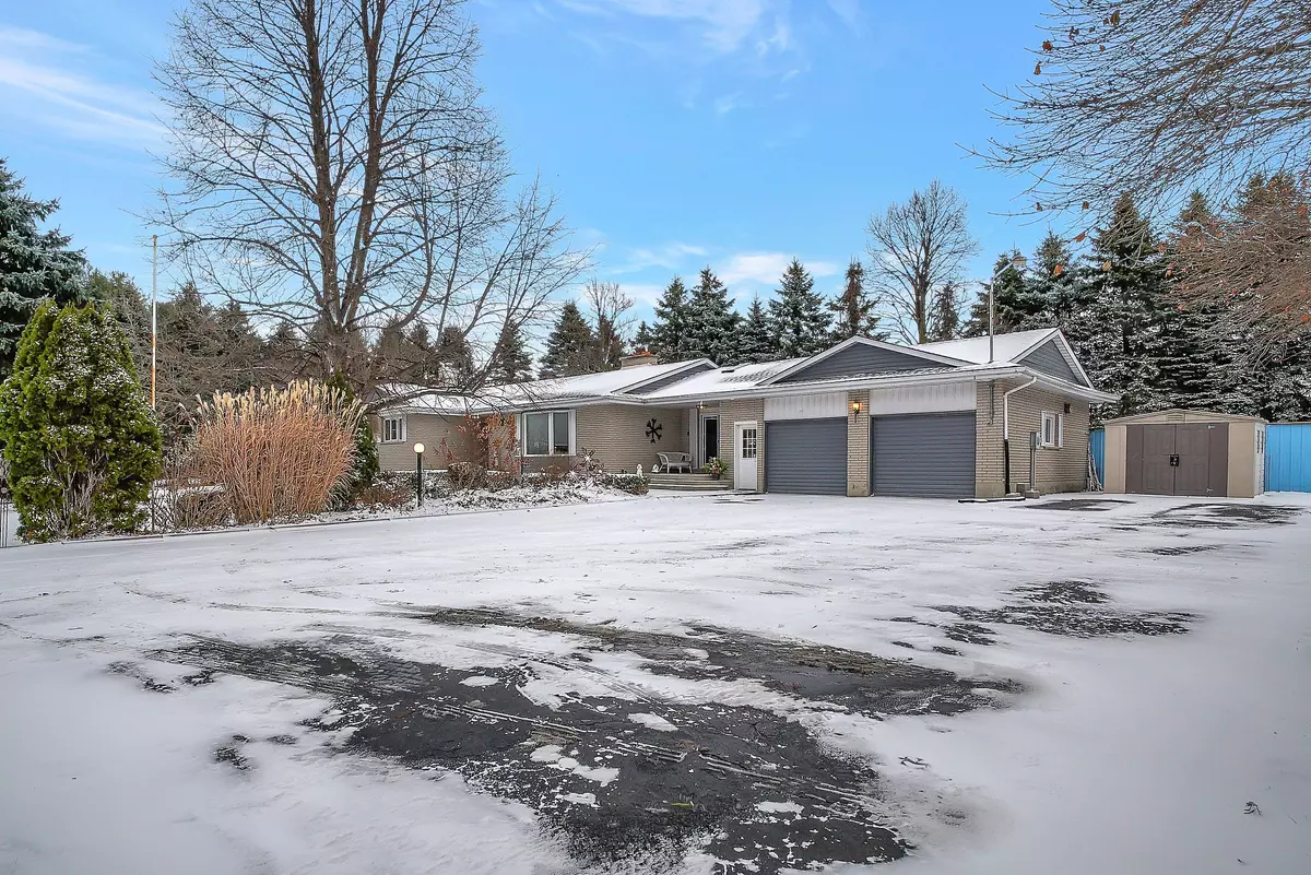 Woodstock, ON N4S 7V9,715362 Oxford 4 RD