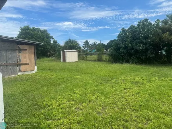 Hobe Sound, FL 33455,8480 SE Citrus Way