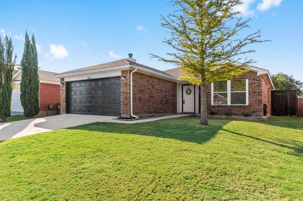 1565 Knottingham Drive,  Little Elm,  TX 75068