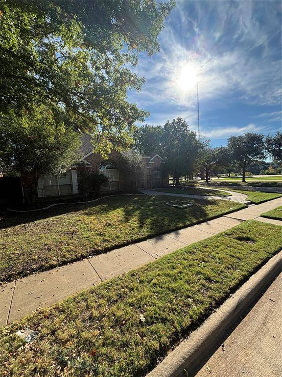 3200 Willow Ridge Trail, Carrollton, TX 75007