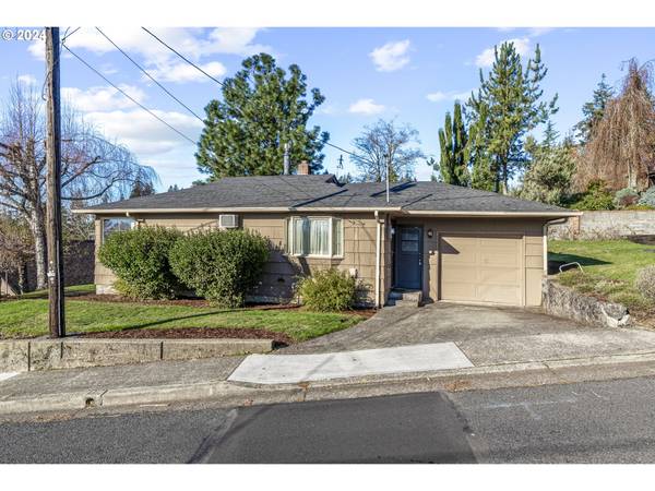 1807 SUNRISE ST, Kelso, WA 98626