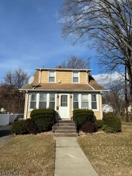 243 Van Winkle Ave, Hawthorne Boro, NJ 07506