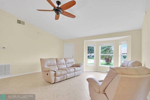 Port St Lucie, FL 34953,882 SW BUTTERFLY Terrace