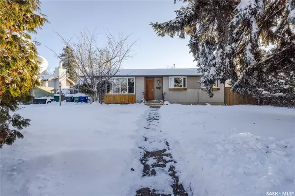 6 MacDonald CRESCENT, Saskatoon, SK S7H 3G6