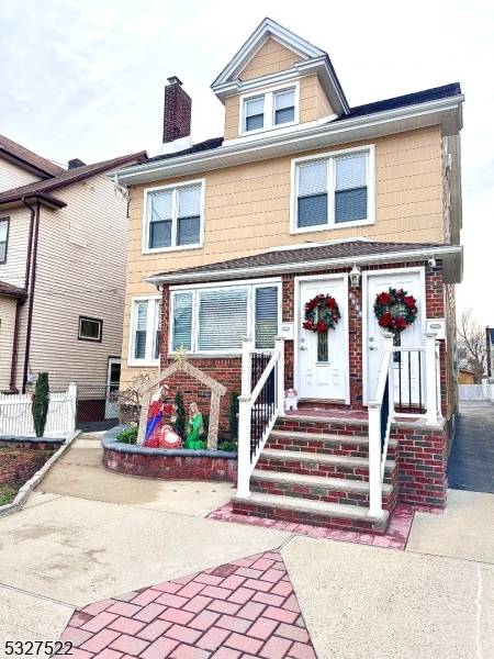 1122 Seib Ave, Elizabeth City, NJ 07202