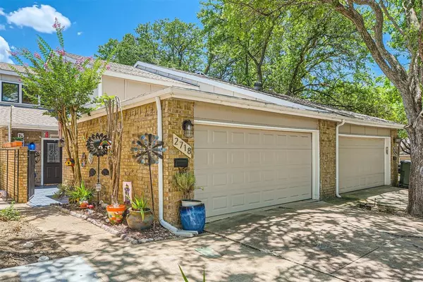 Carrollton, TX 75006,2718 Creek Wood Court