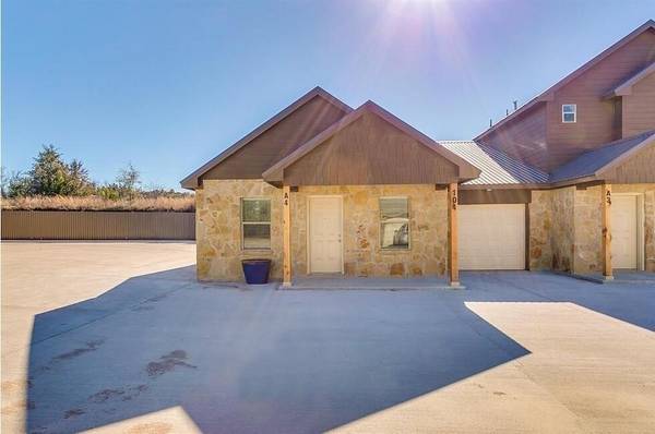 120 Ridgmar Drive #105, Weatherford, TX 76088