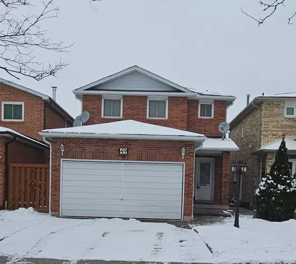 49 Donna DR N, Brampton, ON L6Z 3V2