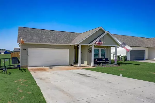 Granbury, TX 76048,7309 Mistletoe Trail