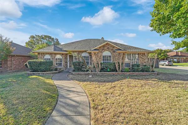 806 Weeping Willow Court, Allen, TX 75002