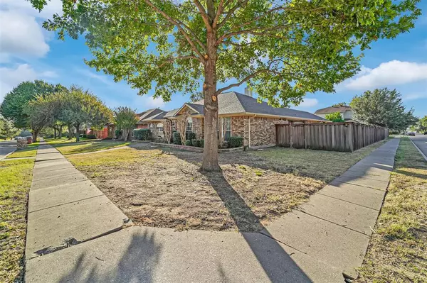 Allen, TX 75002,806 Weeping Willow Court