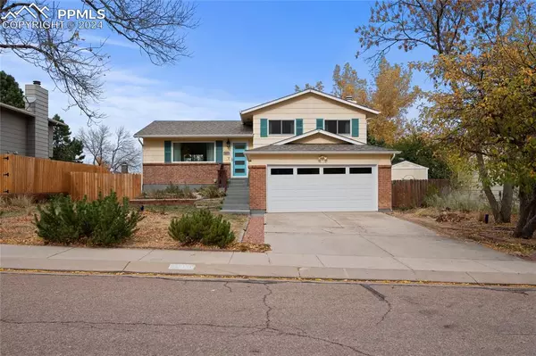 1210 Valkenburg DR, Colorado Springs, CO 80907