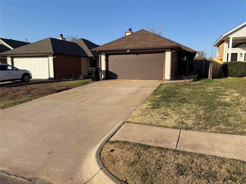 2315 Cedar Brook Drive, Moore, OK 73160