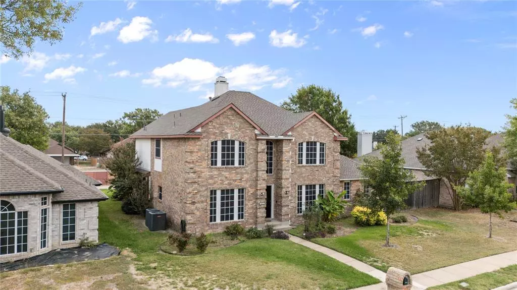 4910 Clay Drive, Rowlett, TX 75088