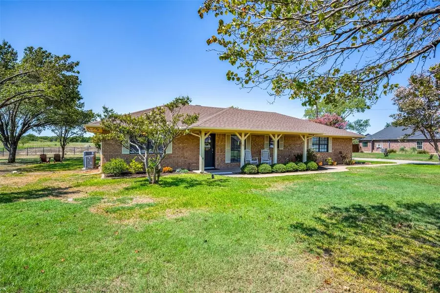 4204 Florance Road, Ponder, TX 76259