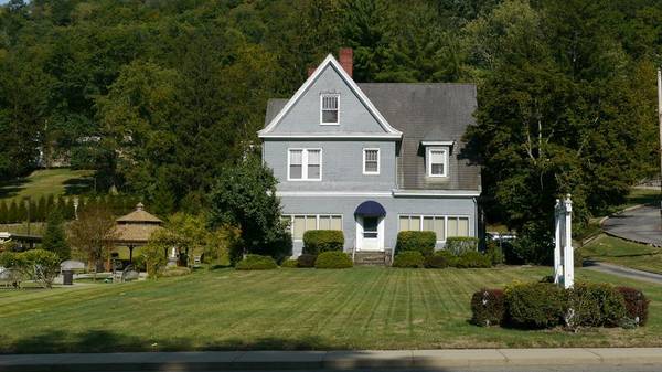 1329 National Road, Wheeling, WV 26003