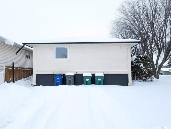 Saskatoon, SK S7M 1B6,2616 20th STREET W