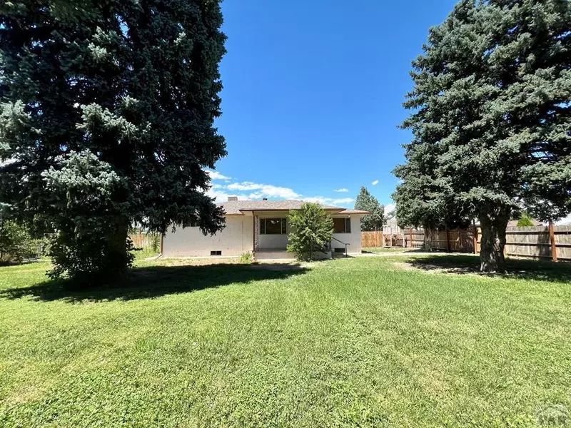 27827 Ingo Pl, Pueblo, CO 81001