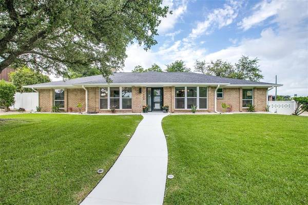 7208 Fernmeadow Drive, Dallas, TX 75248