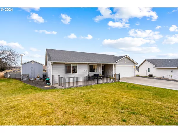 Pendleton, OR 97801,1317 SW 10TH CT