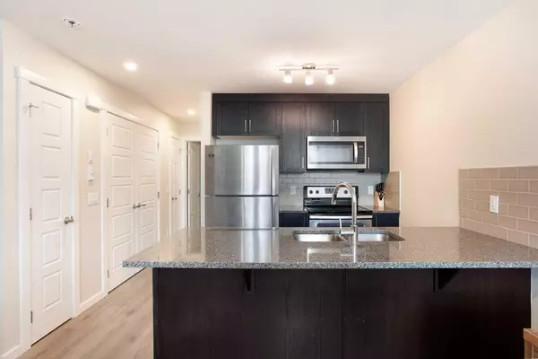 Calgary, AB T3M 2W9,19464 37 ST SE