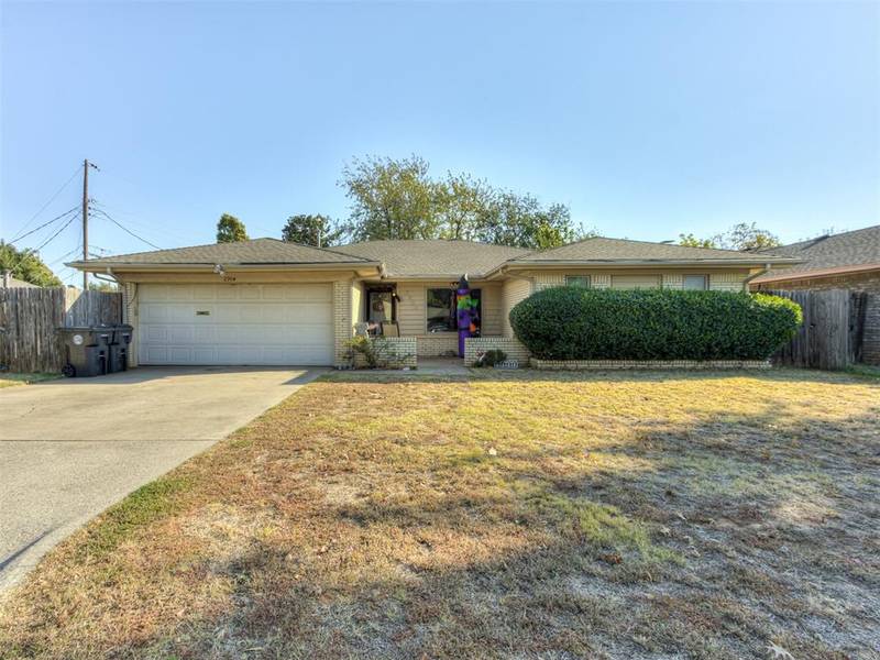 2904 N Shannon Avenue, Bethany, OK 73008