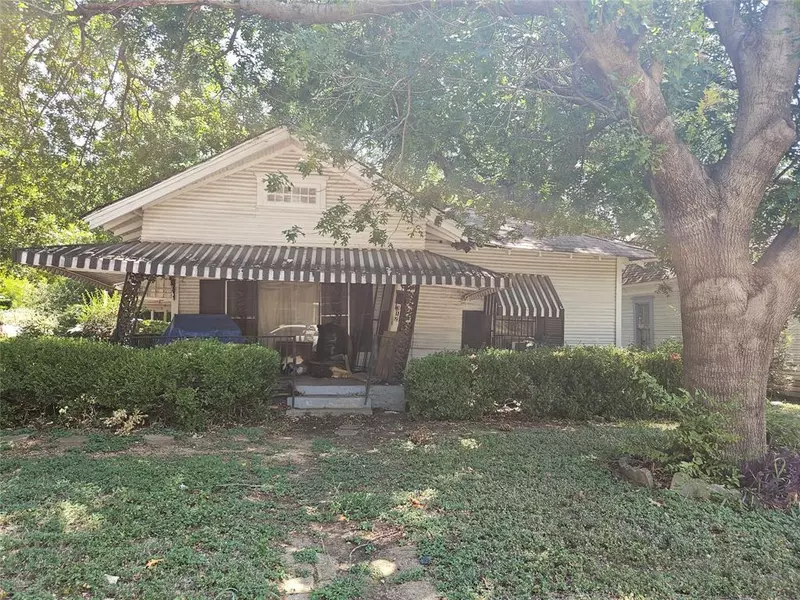 312 Leads Street, Dallas, TX 75203