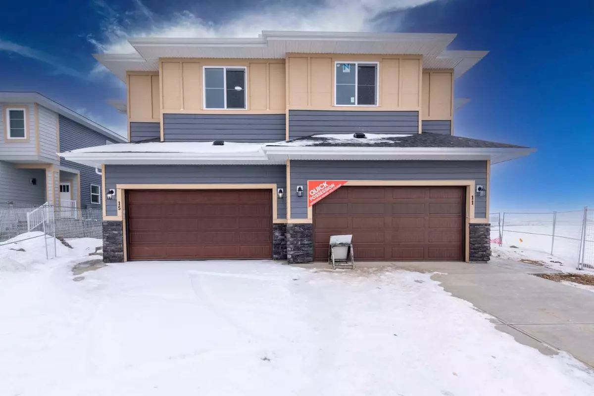 Chestermere, AB T1X 2T9,15 Waterford ST