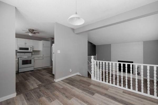 Fort Mcmurray, AB T9K 1M8,218 Kennedy CRES