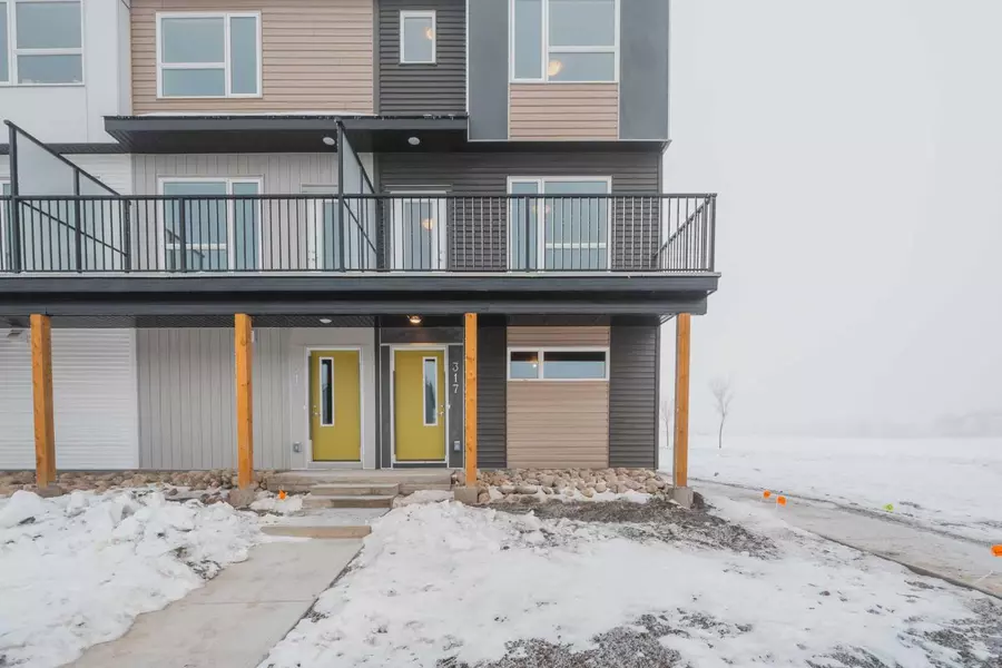 317 Redstone BLVD NE, Calgary, AB T3N 1V6