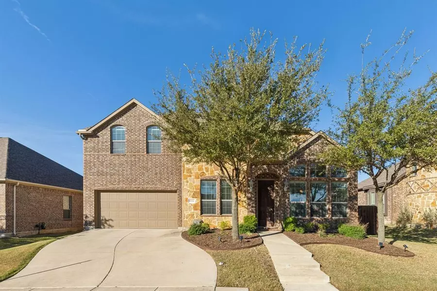 9316 Amistad Lane, Argyle, TX 76226