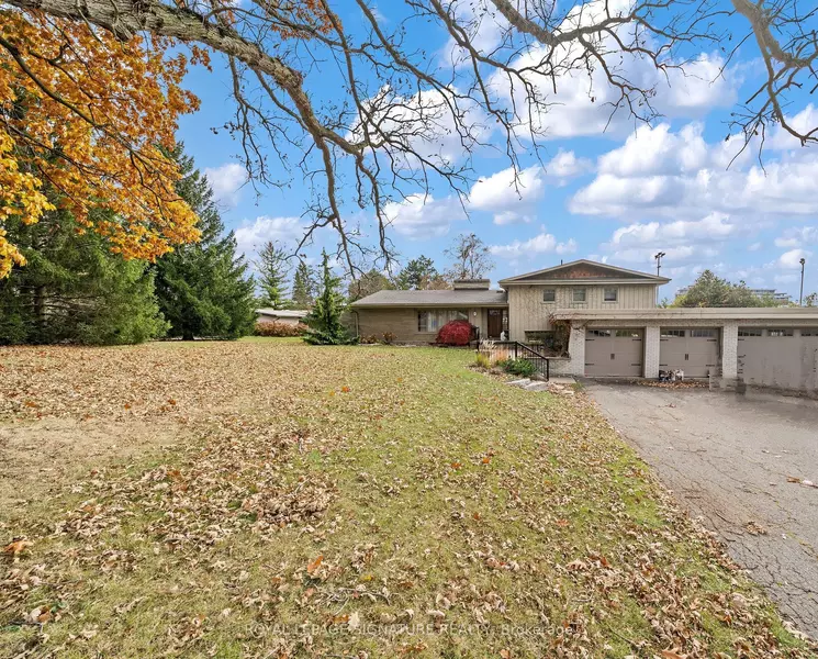 83 Sylvadene Pkwy, Vaughan, ON L4L 2M5