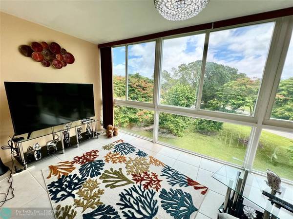 Deerfield Beach, FL 33442,4004 Cambridge A  #4004